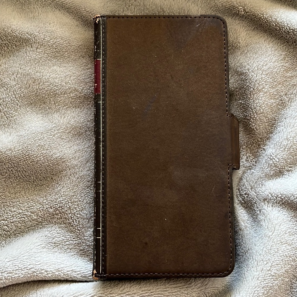Twelve South Bookbook IPhone Pro Max cellphone case/wallet-Brown